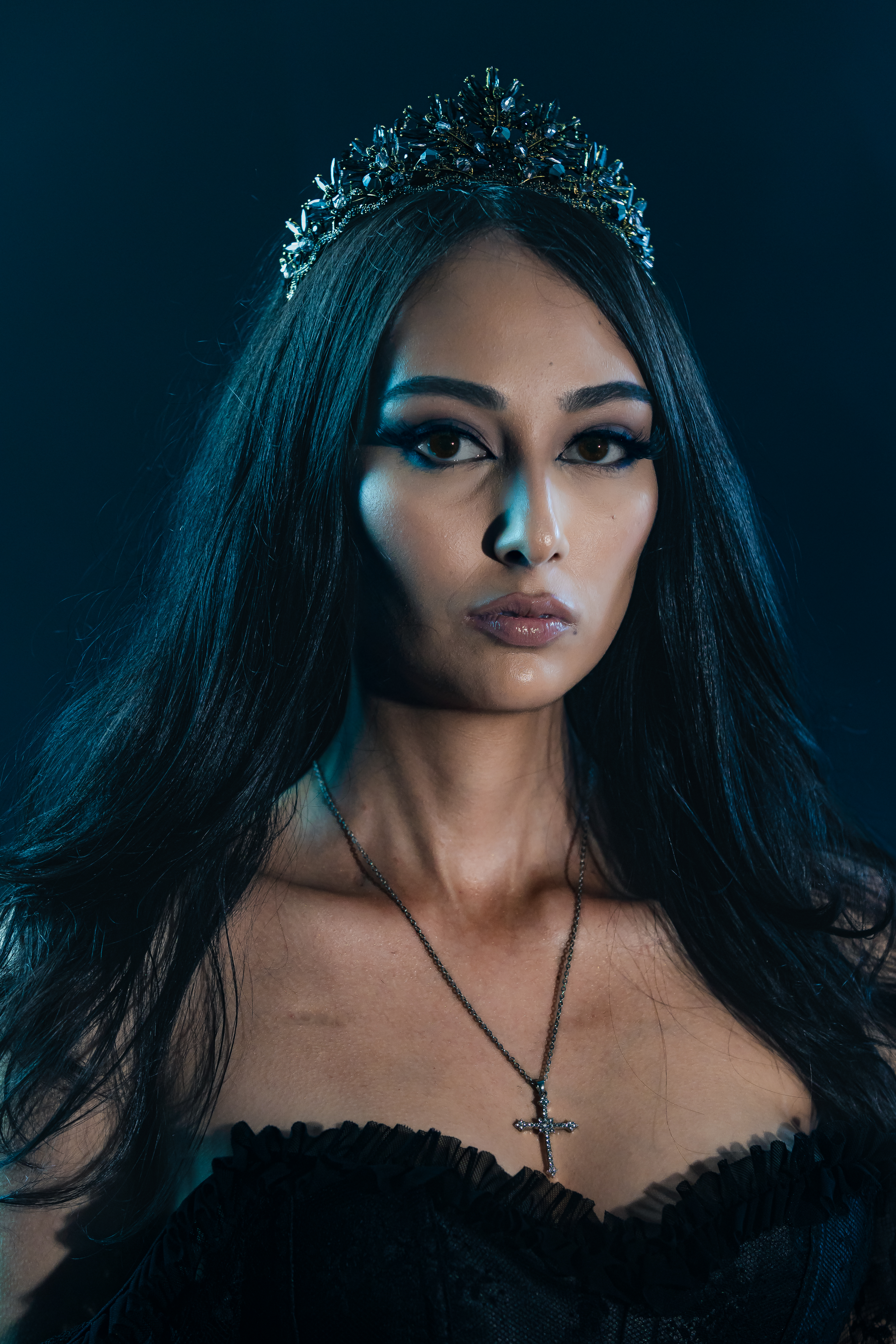 Sharon Black Swan Portrait 7