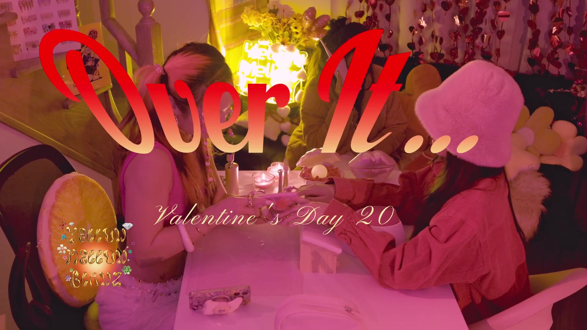 Yellow Mellow Clawz – Valentine's Day 2025